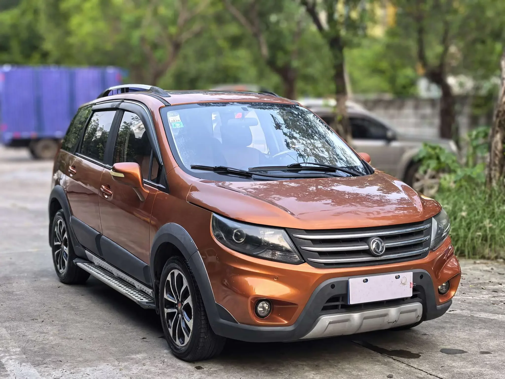 Forthing Jingyi X5