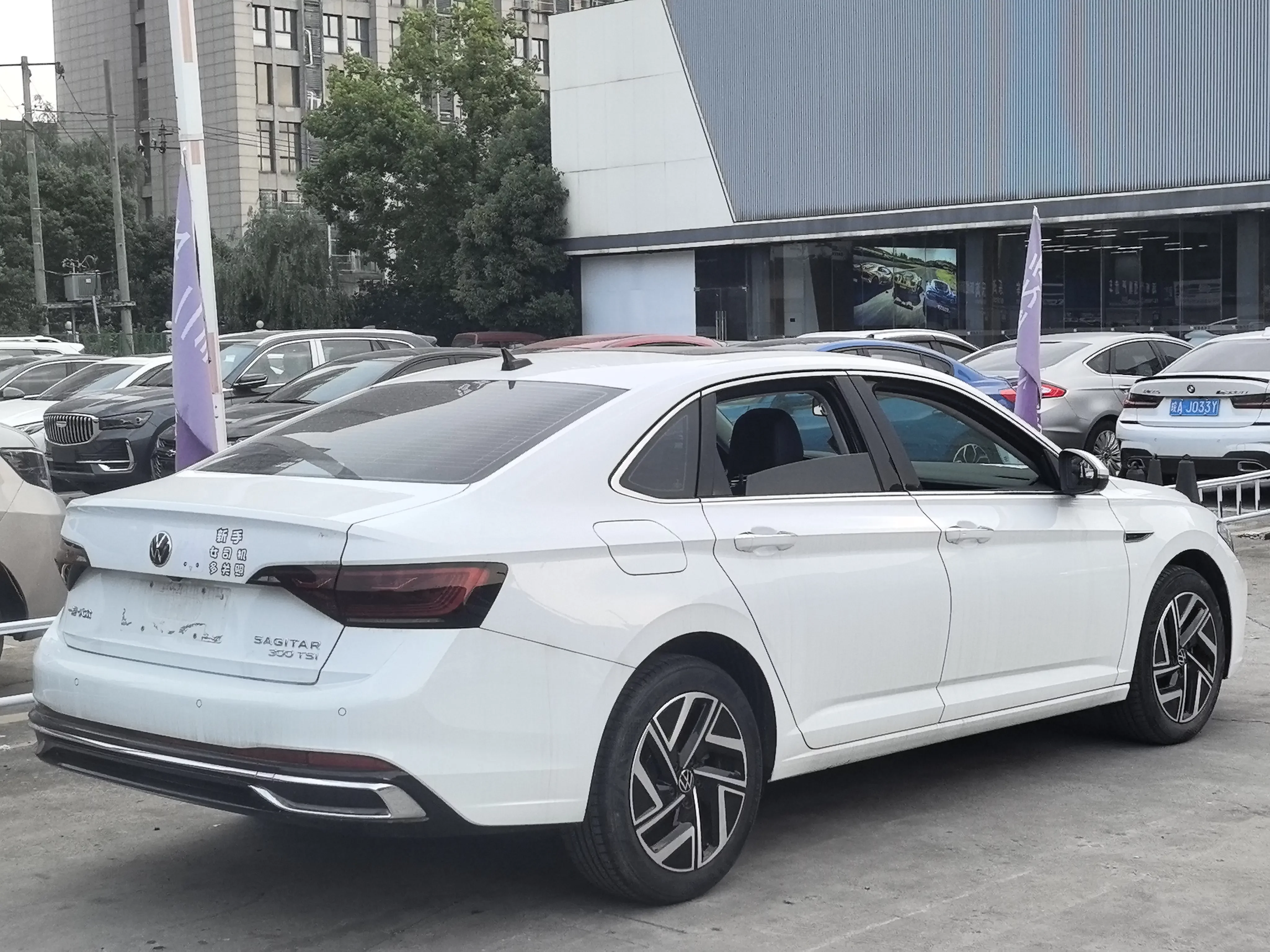 Volkswagen Sagitar