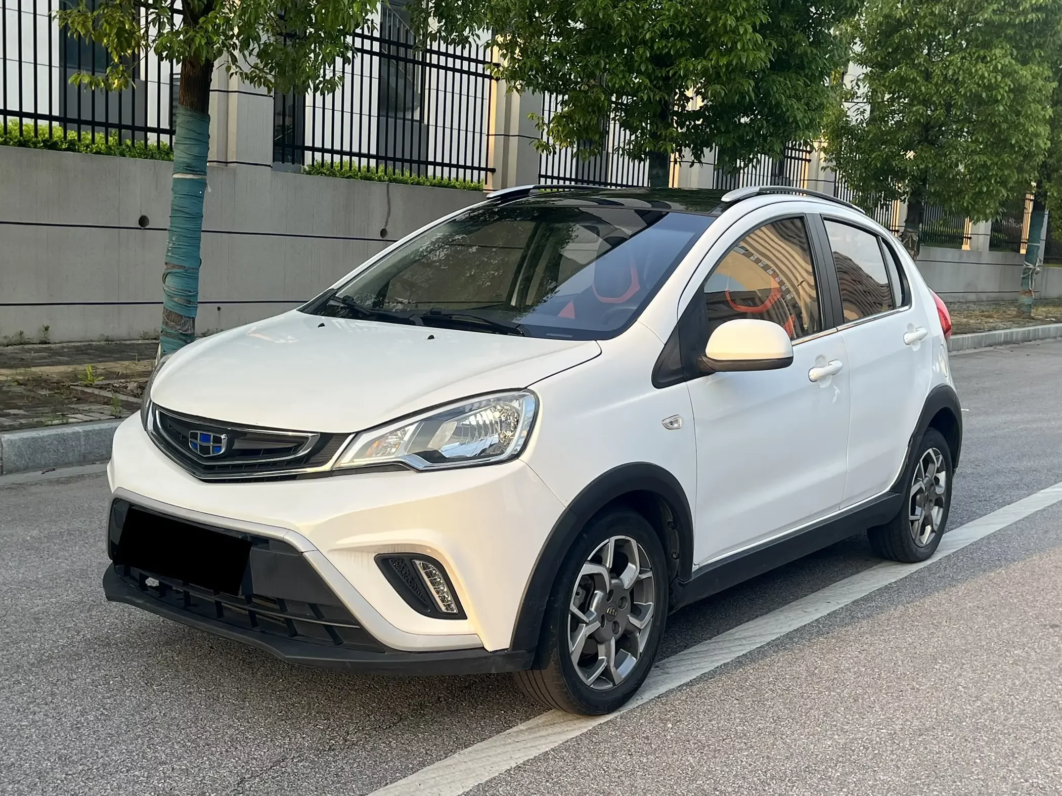 Geely Vision X1