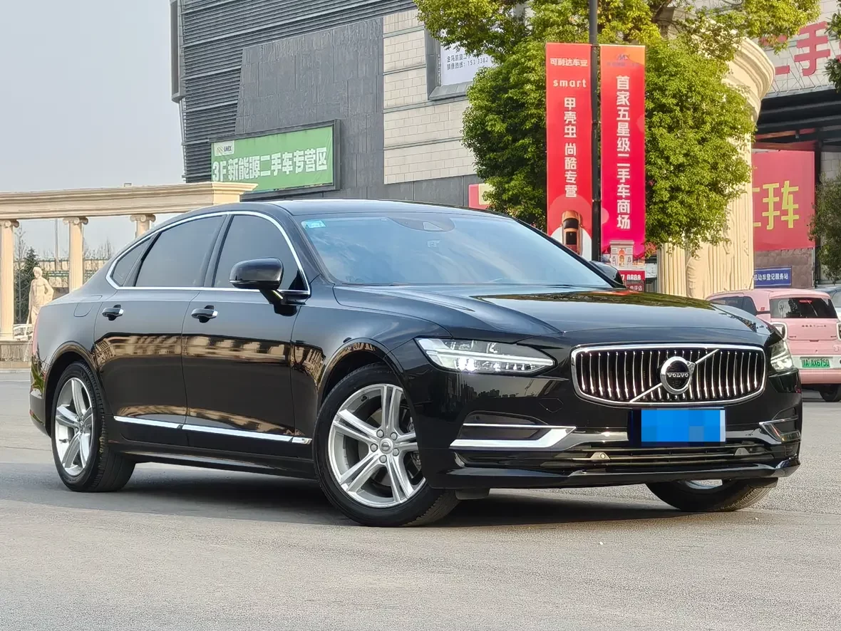 Volvo S90