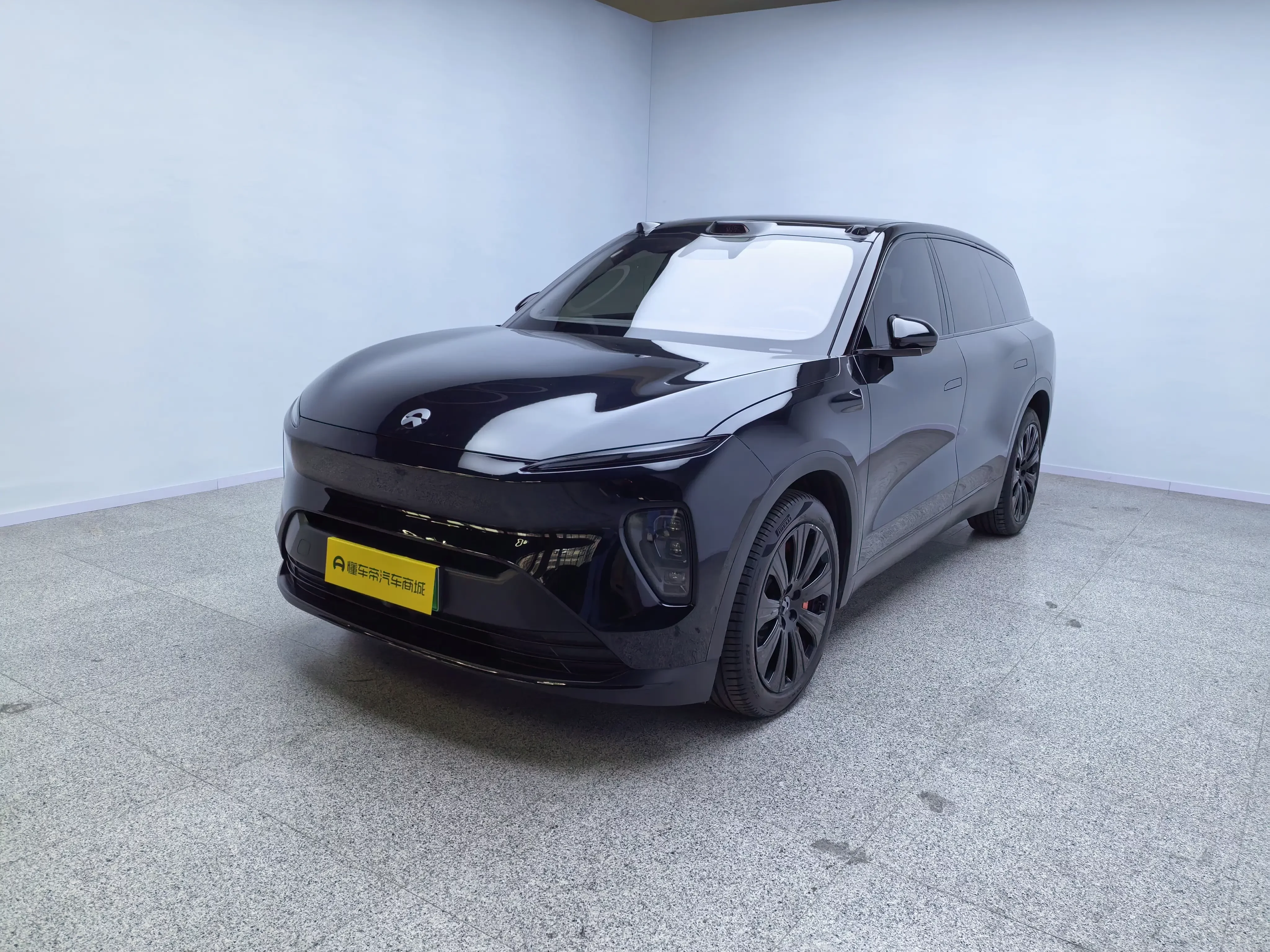 NIO ES8