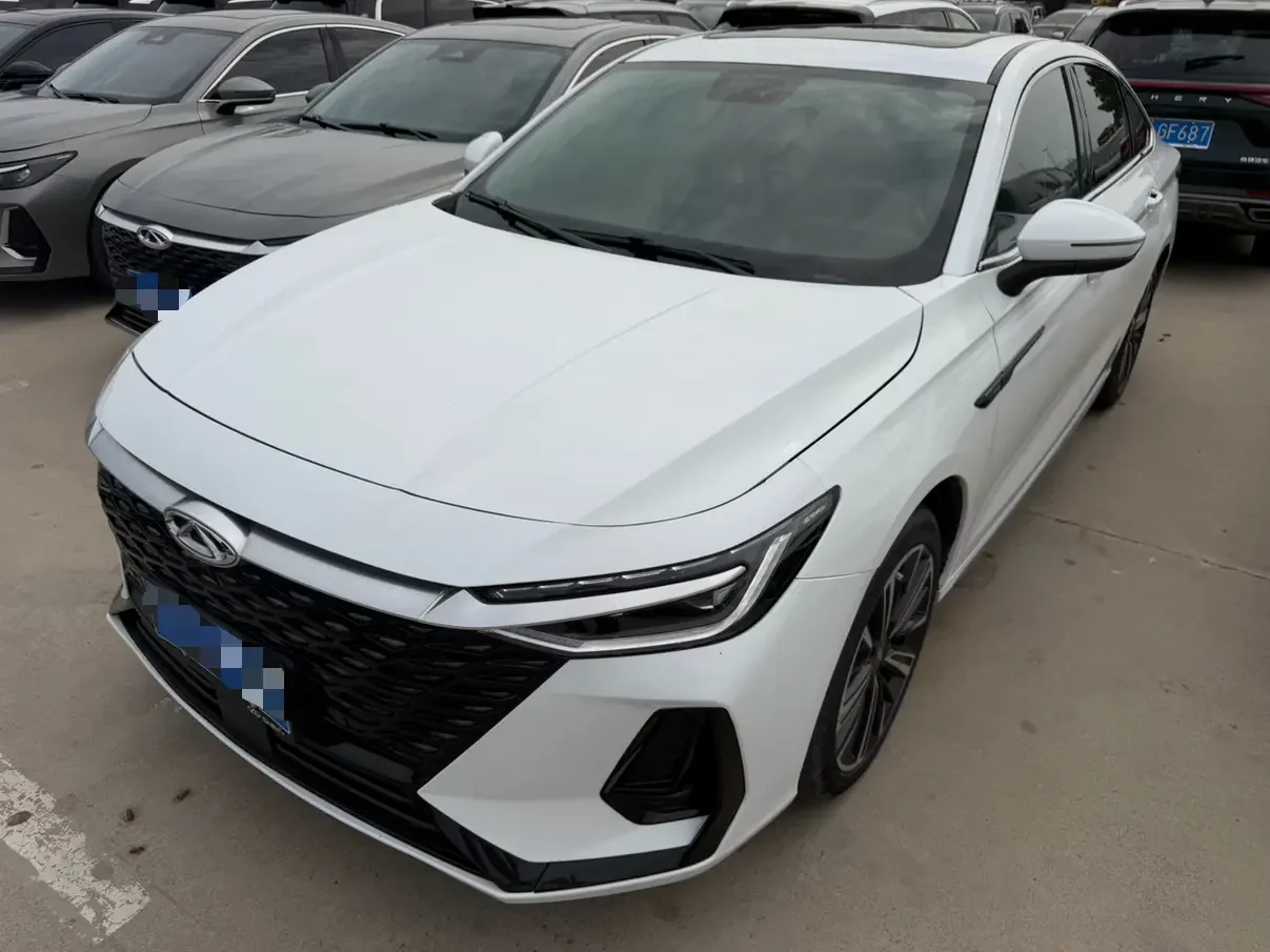 Chery Arrizo 8
