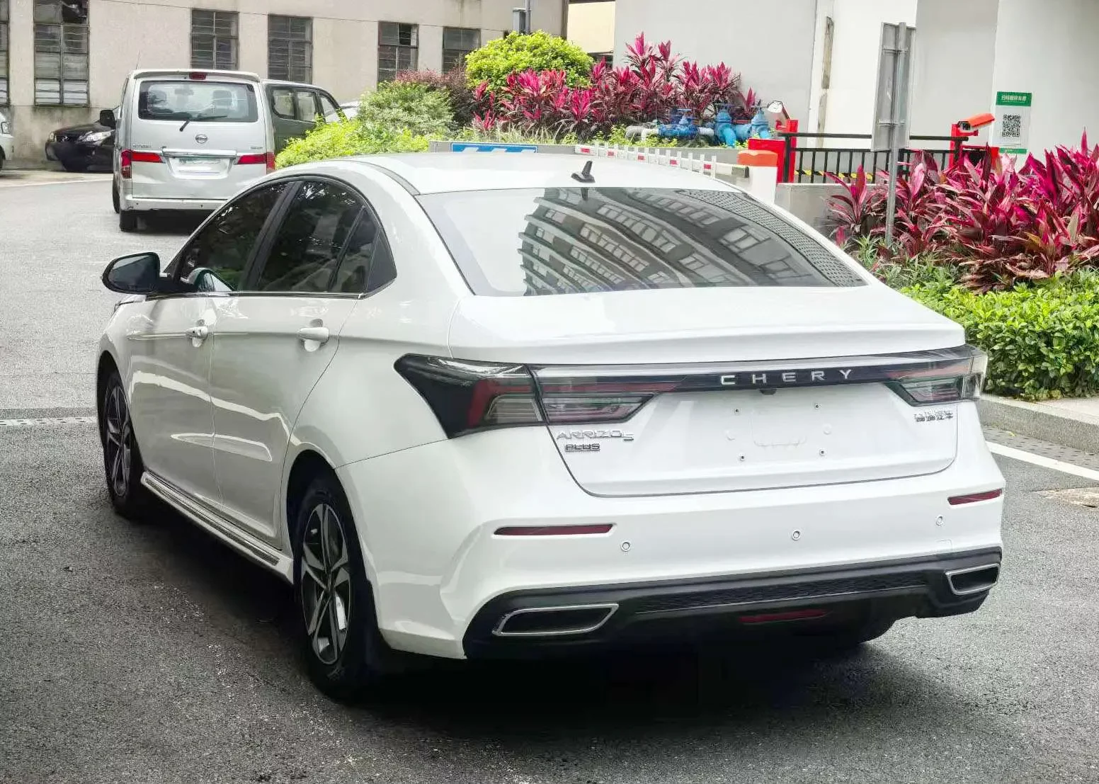 Omoda S5