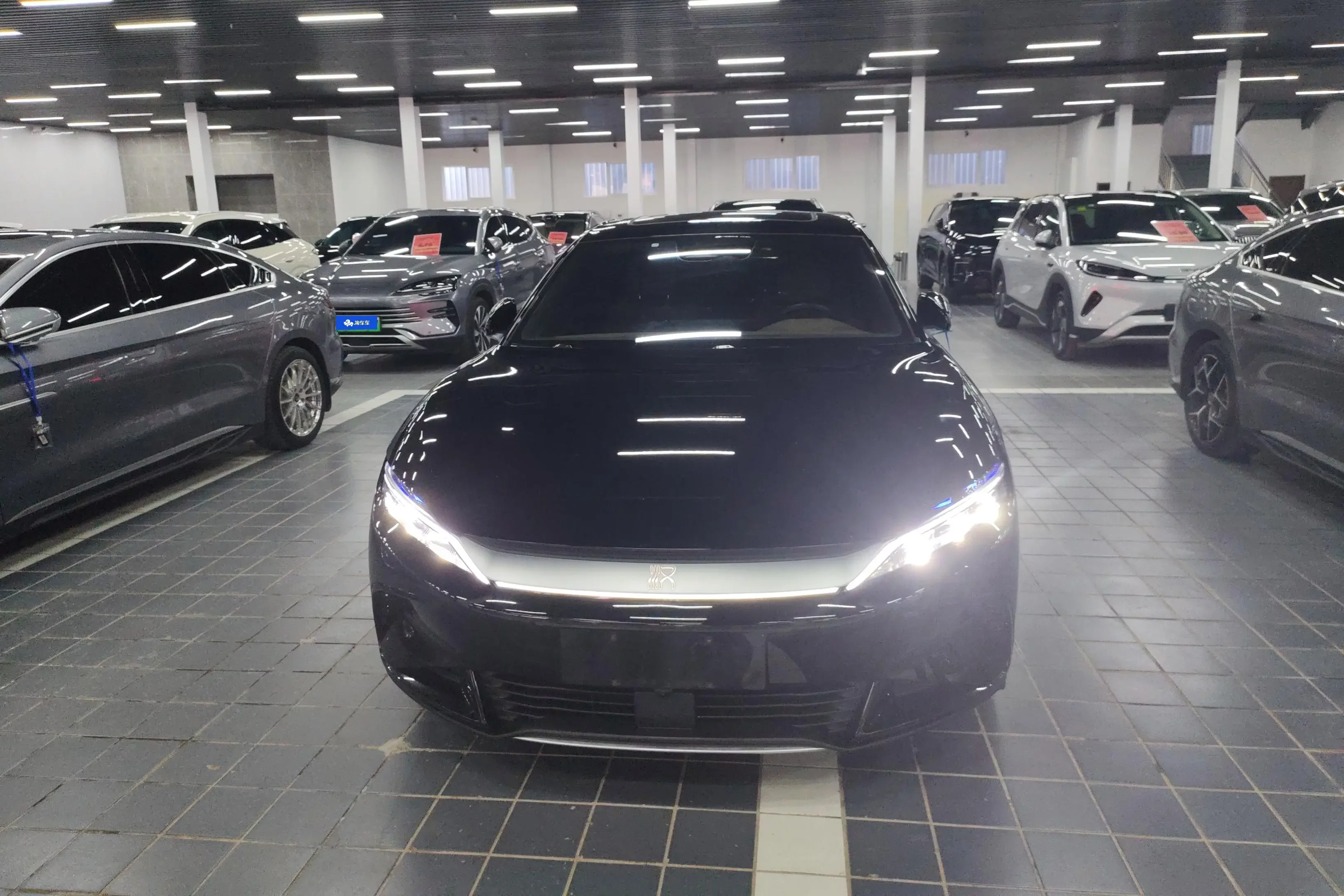 BYD Han EV
