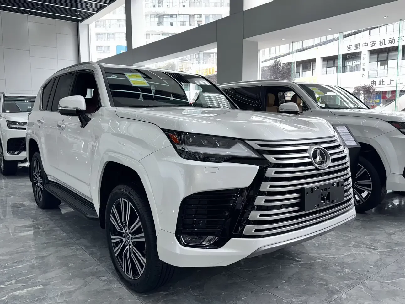 Lexus LX