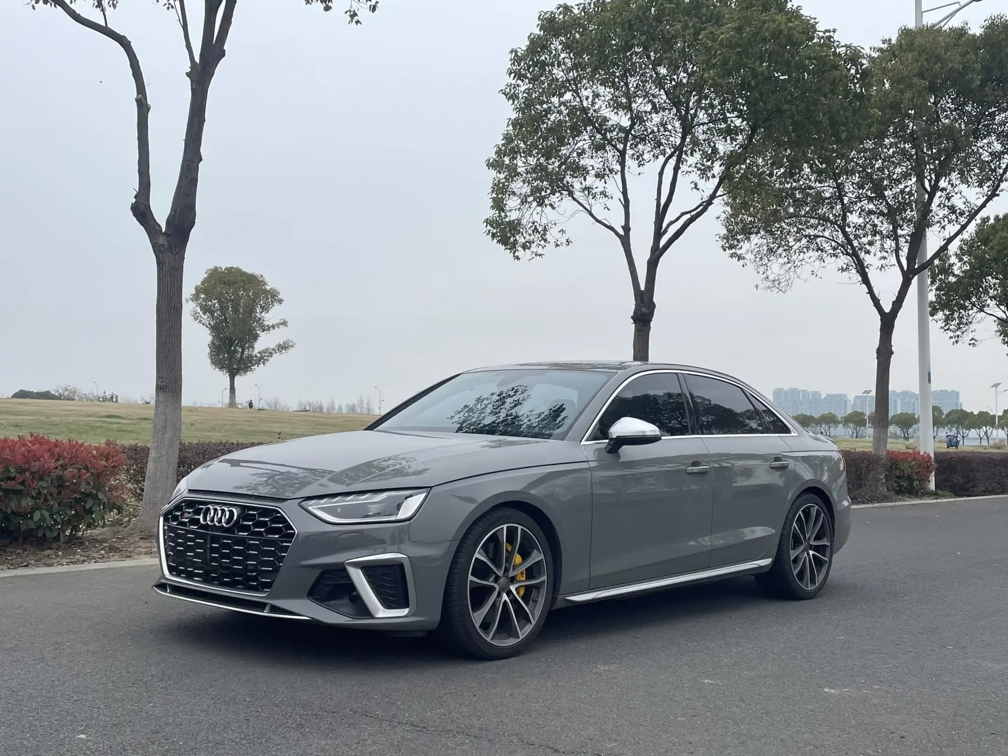 Audi S4