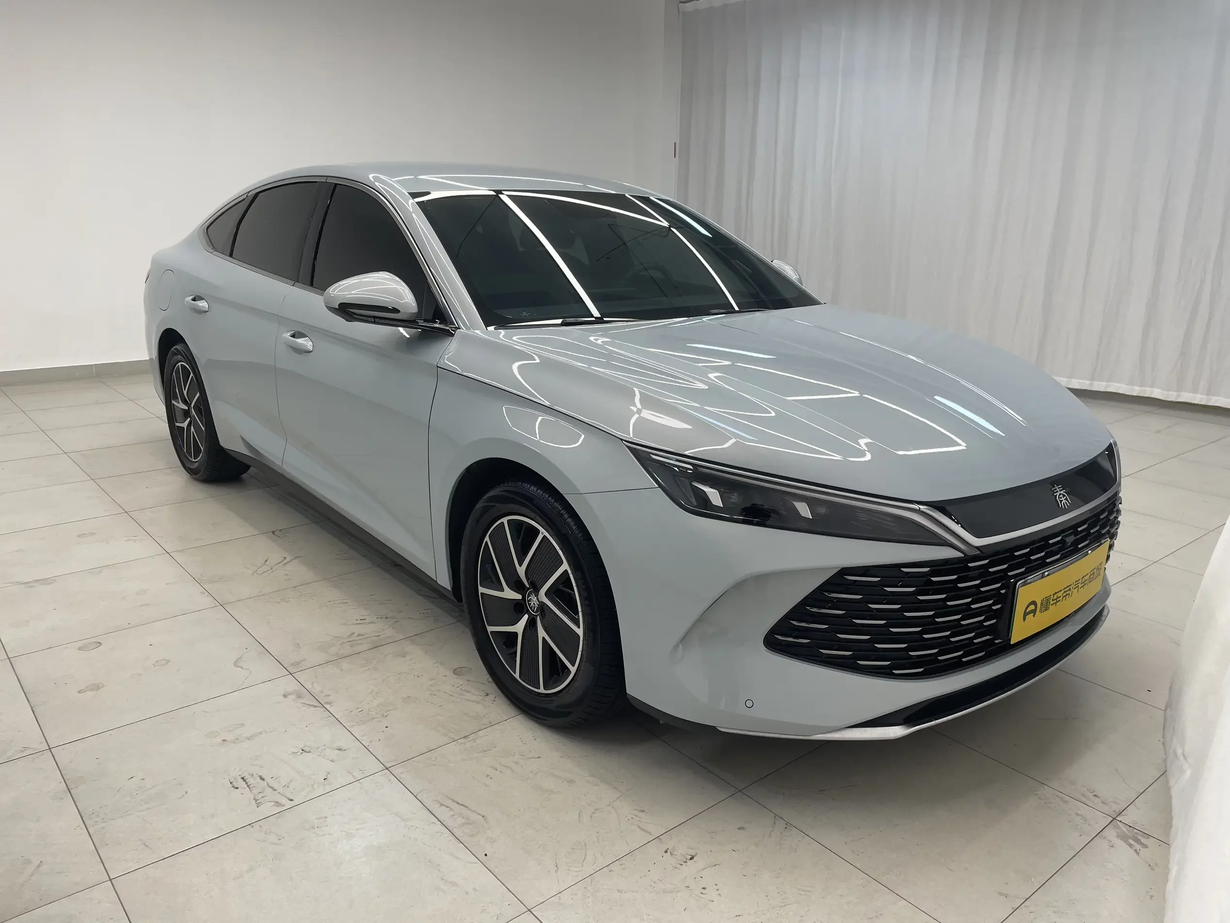 BYD Qin L DM