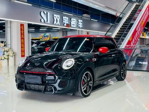 MINI JCW