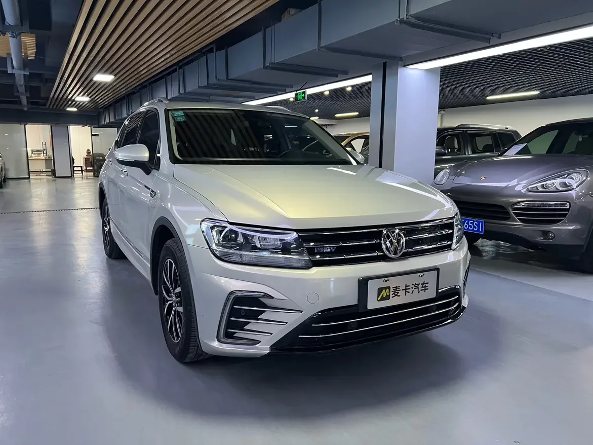 Volkswagen Tiguan L PHEV