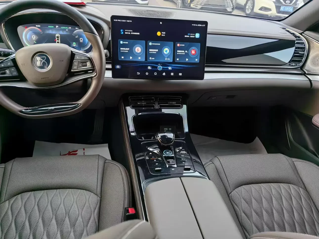 BYD Han EV
