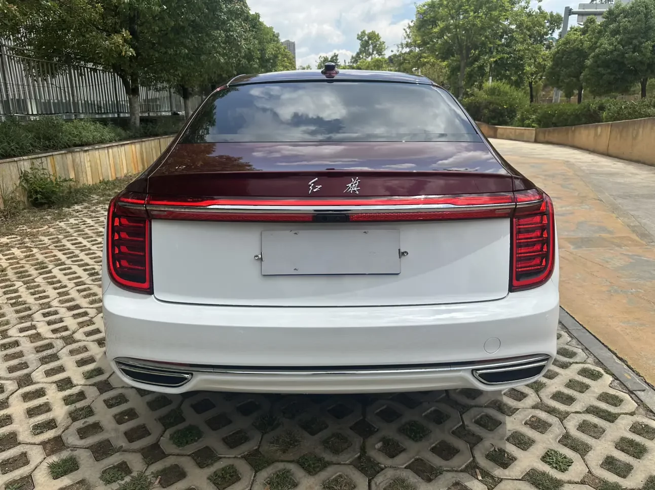 Hongqi H9