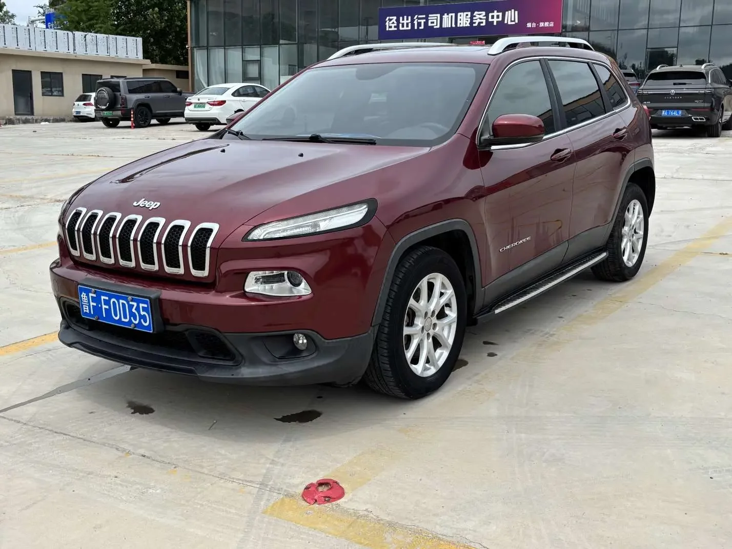 Jeep Cherokee  из Китая