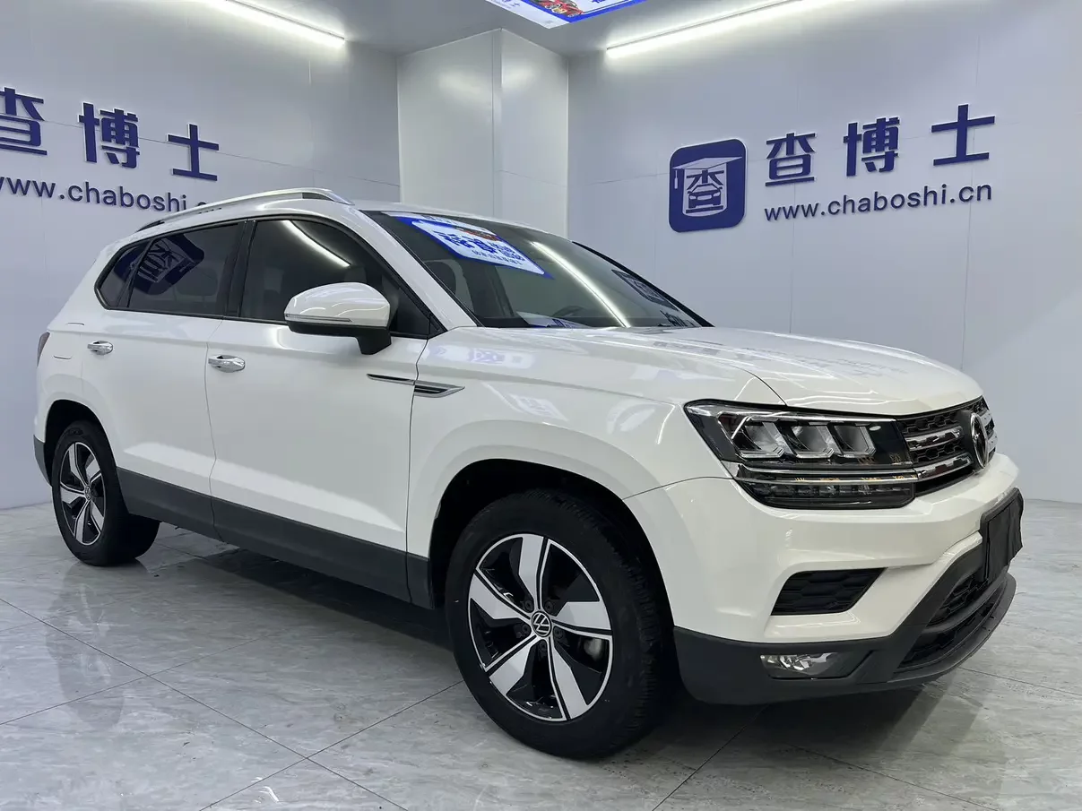 Volkswagen Tharu