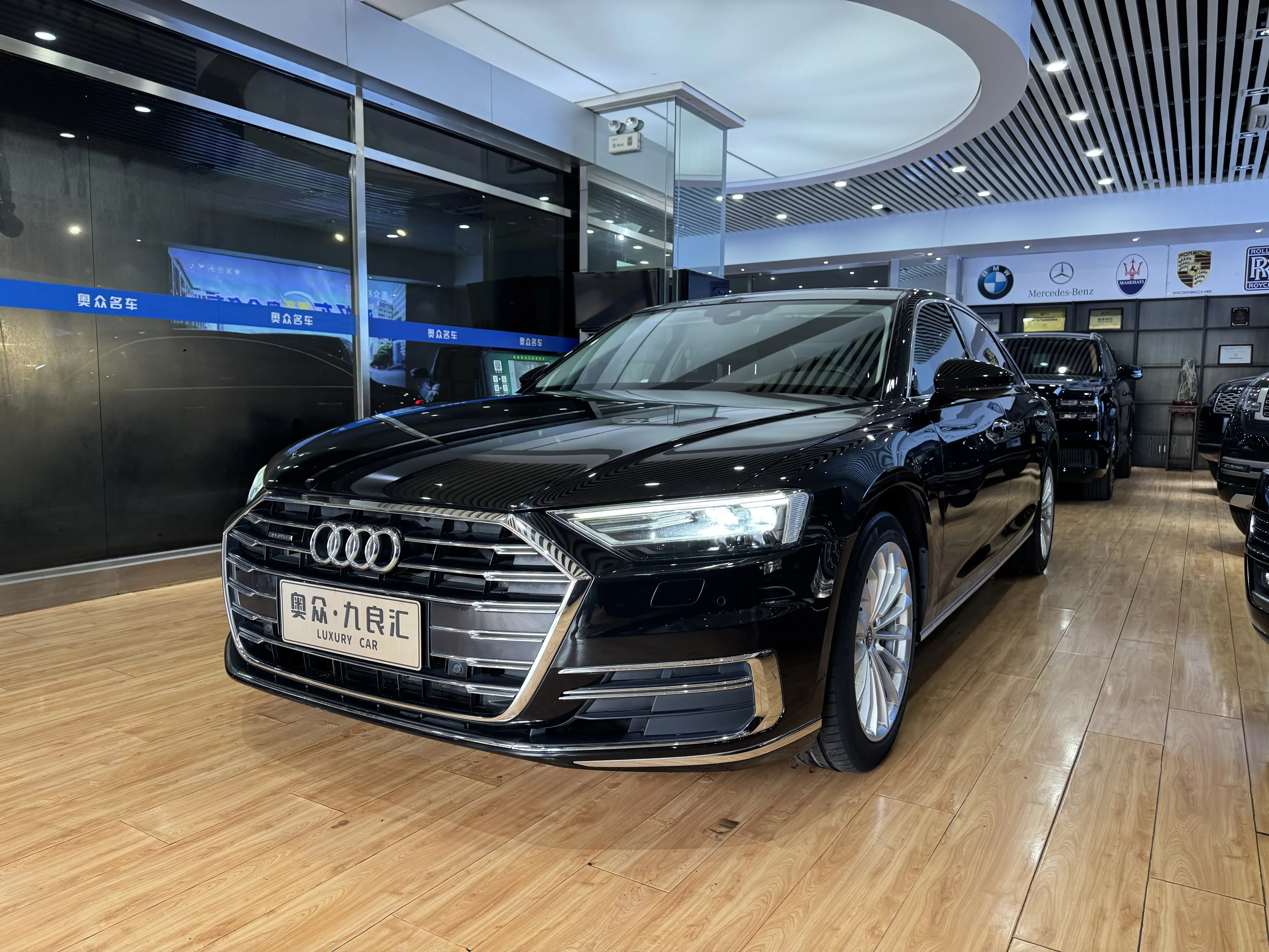 Audi A8