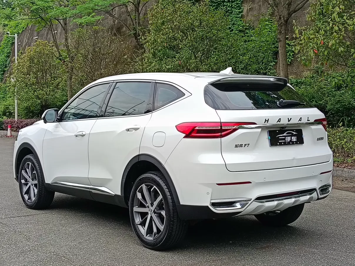 Haval F7
