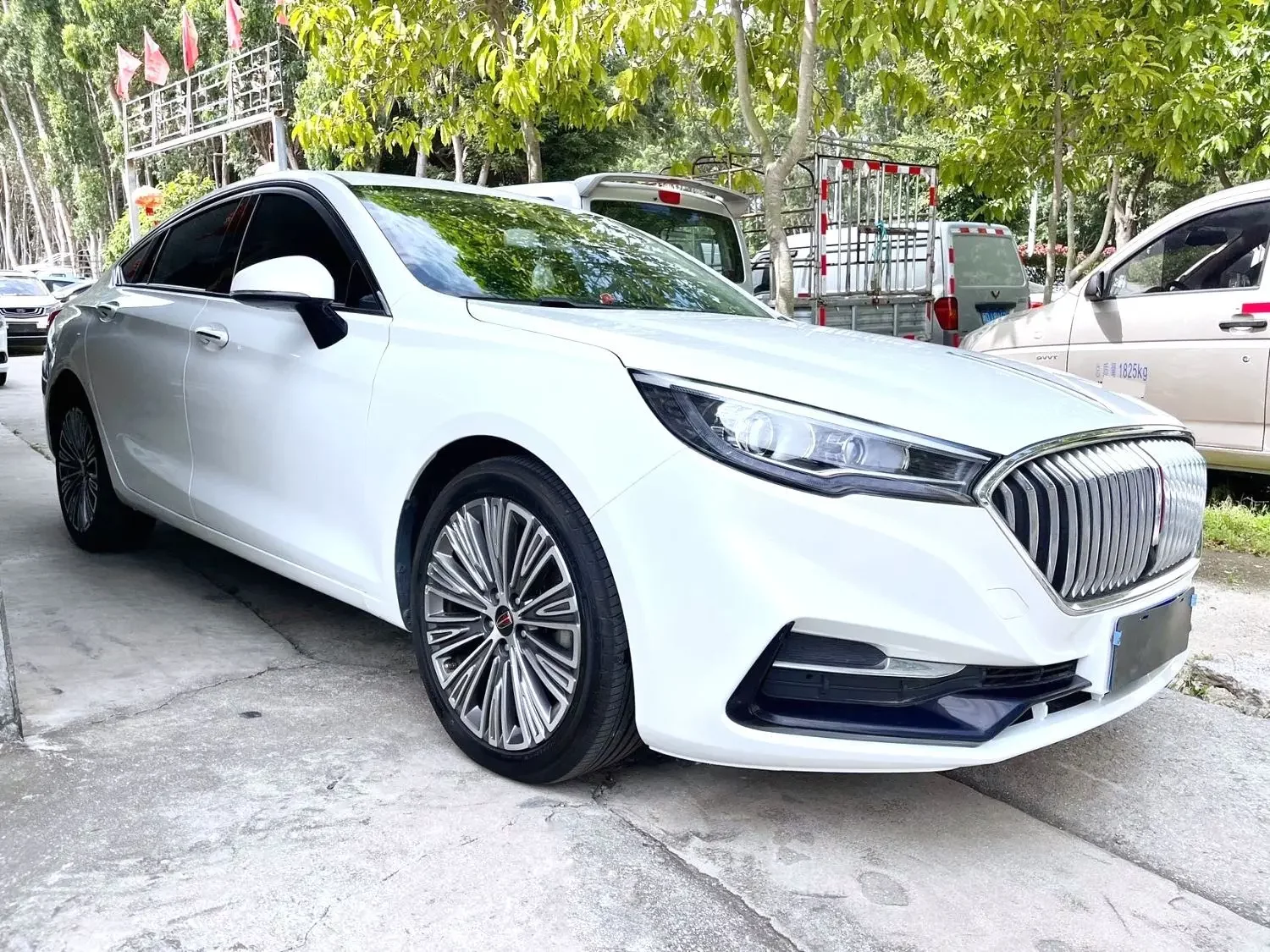 Hongqi H5 classic