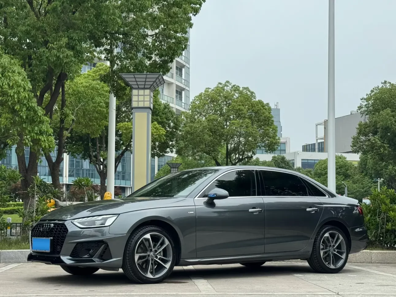 Audi A4L