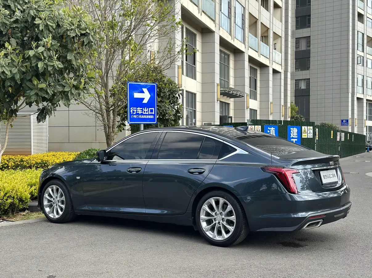 Cadillac CT5