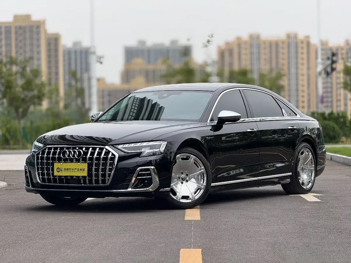 Audi A8
