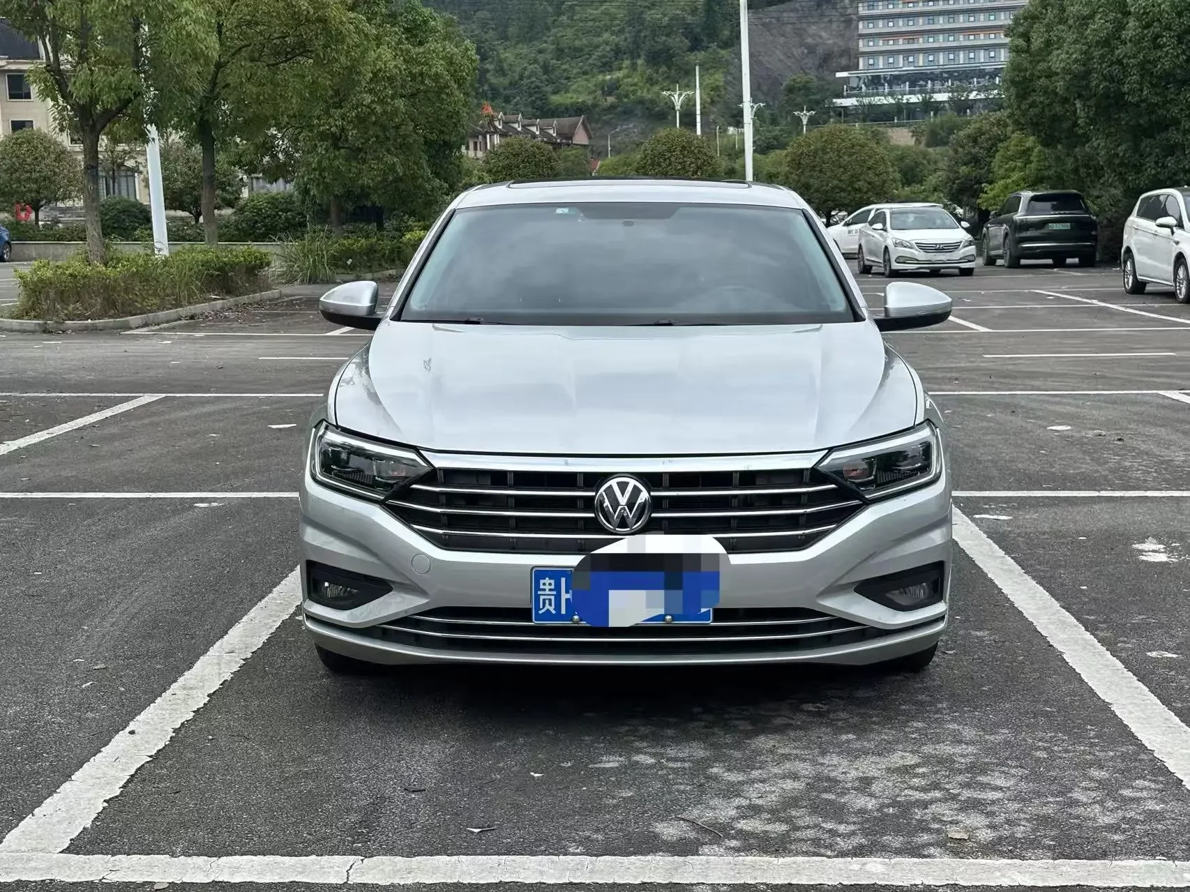 Volkswagen Sagitar