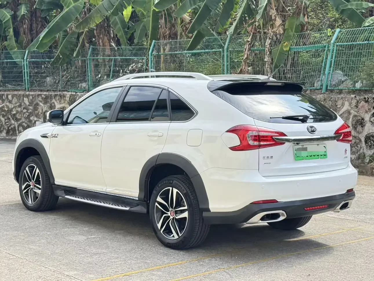 BYD Tang DM