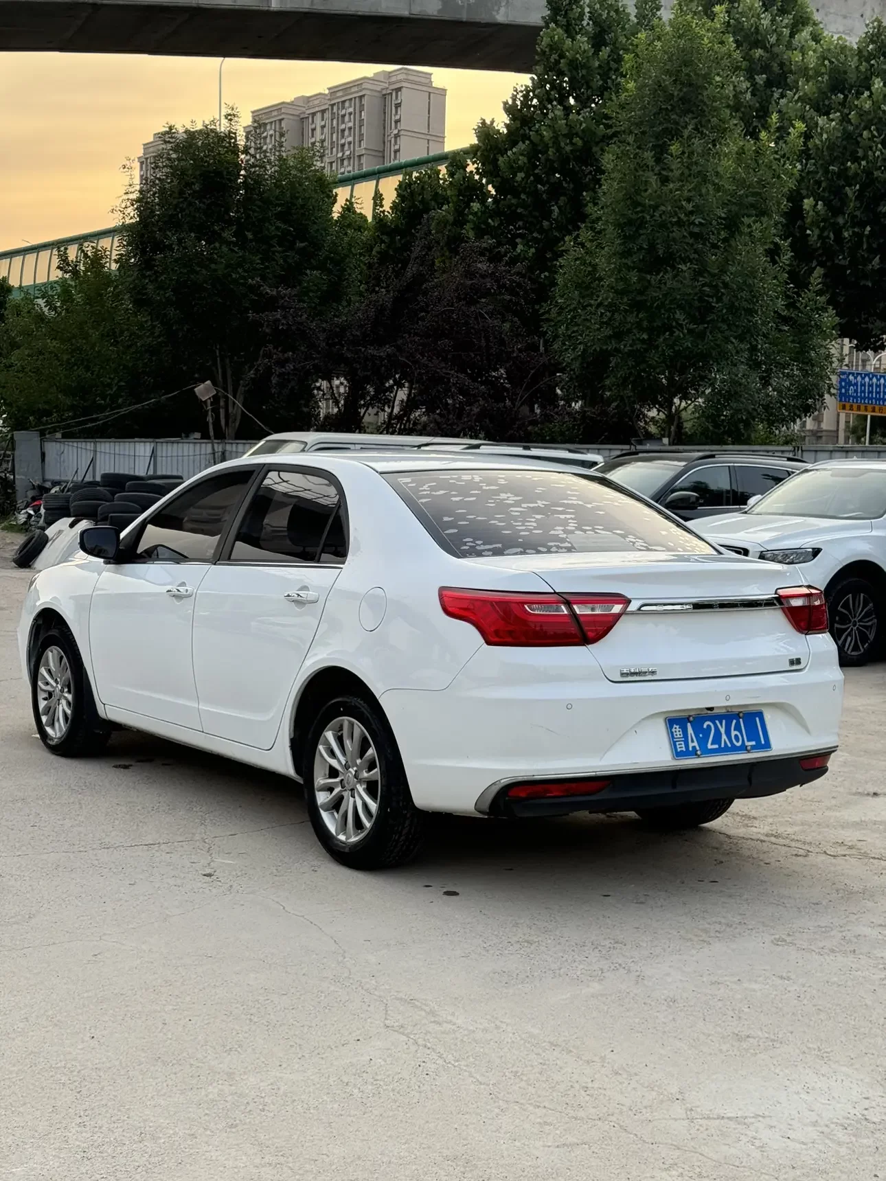 Geely Vision