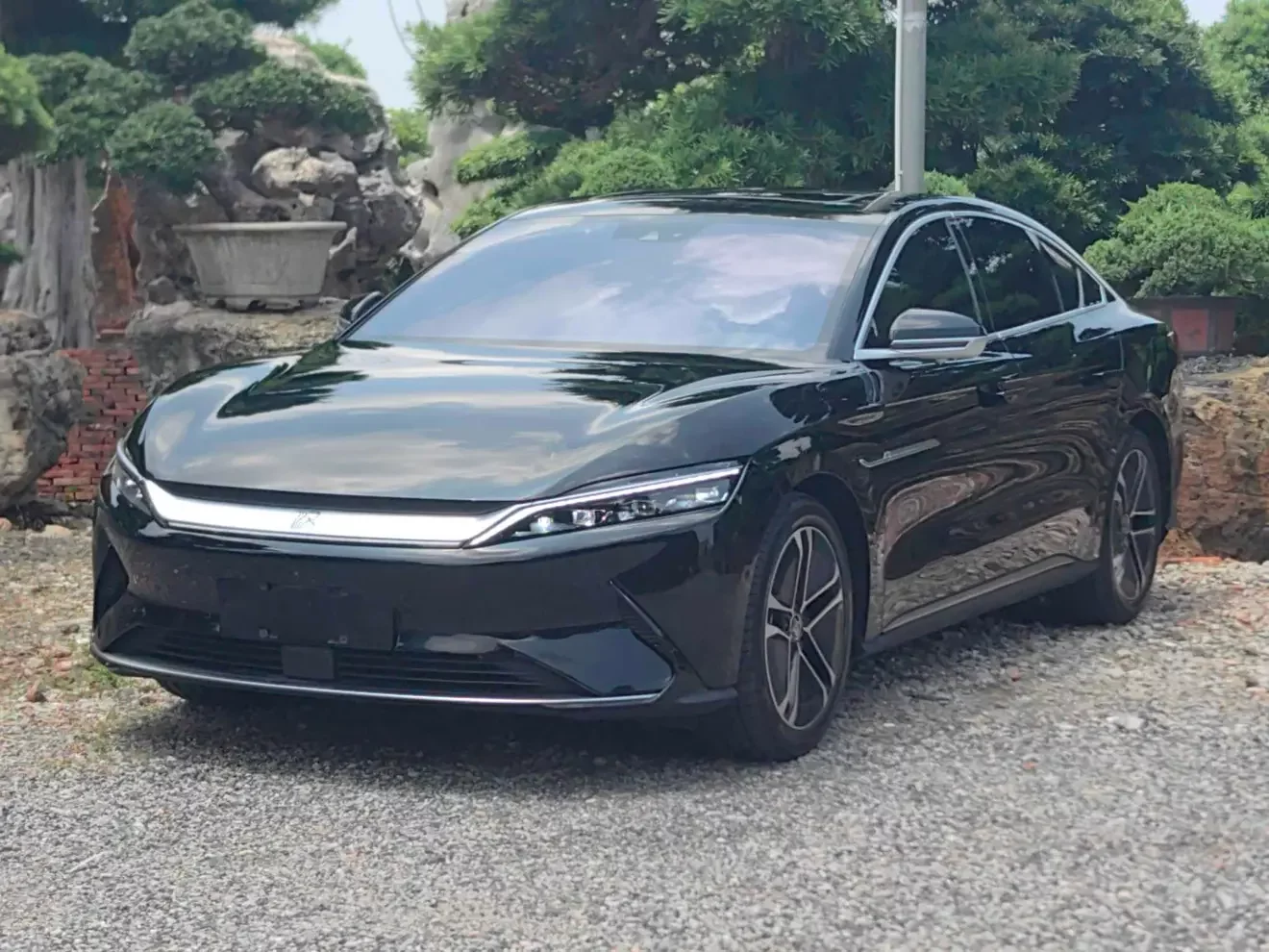 BYD Han EV