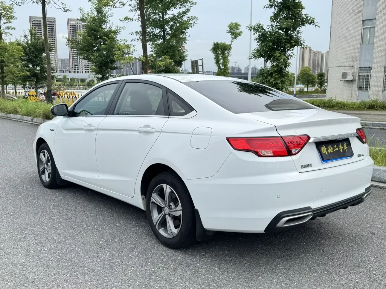 Geely Emgrand GL