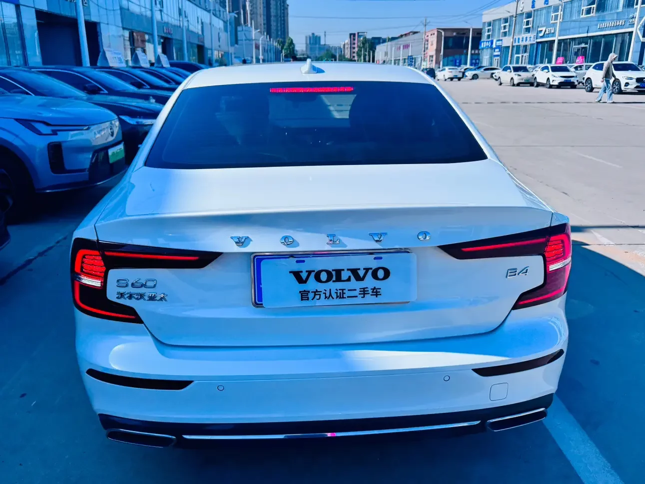 Volvo S60