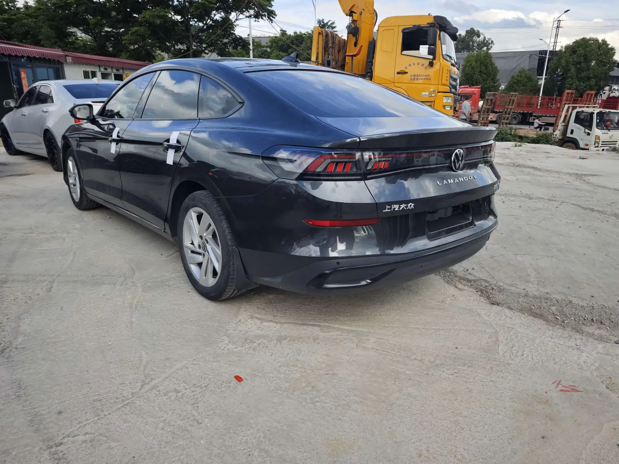Volkswagen Lamando