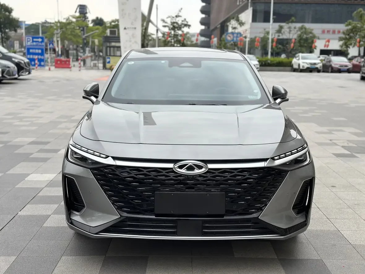 Chery Arrizo 8