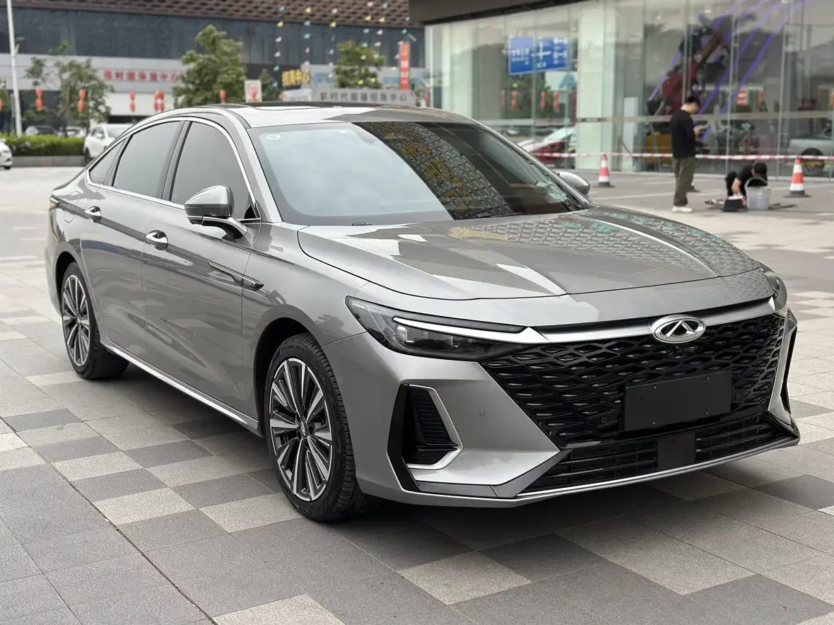 Chery Arrizo 8