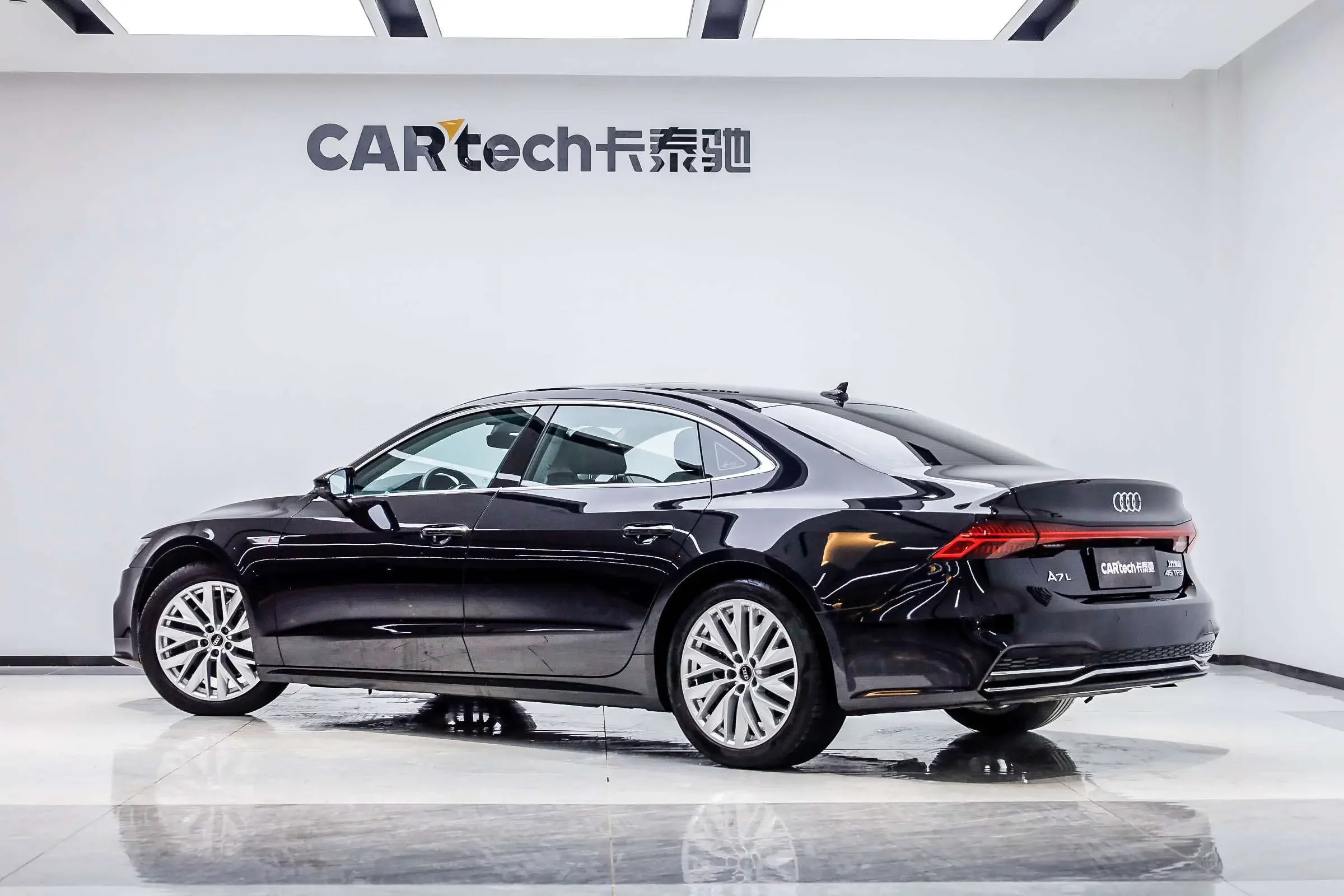 Audi A7L