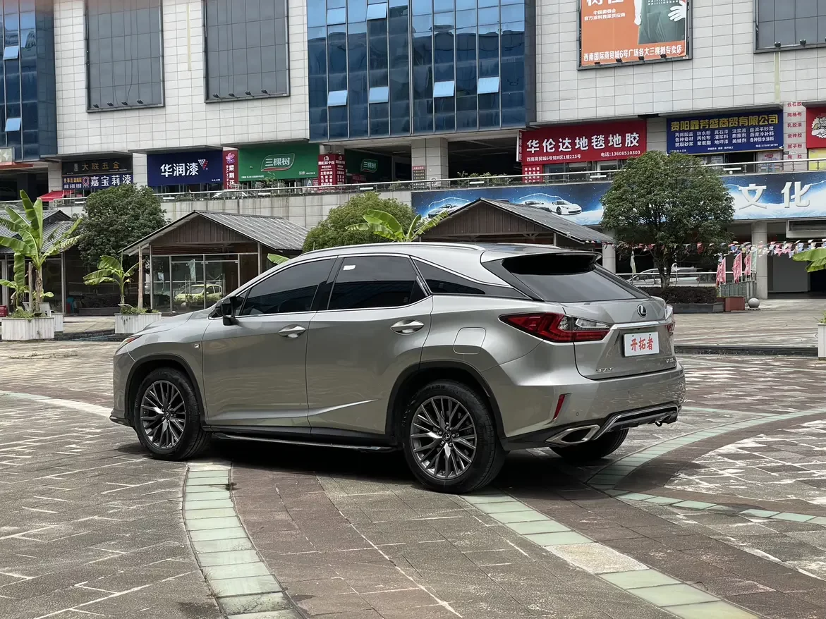 Lexus RX