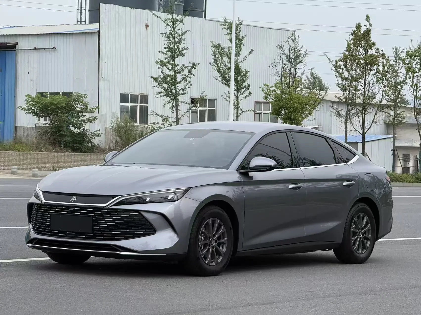 BYD Qin L DM