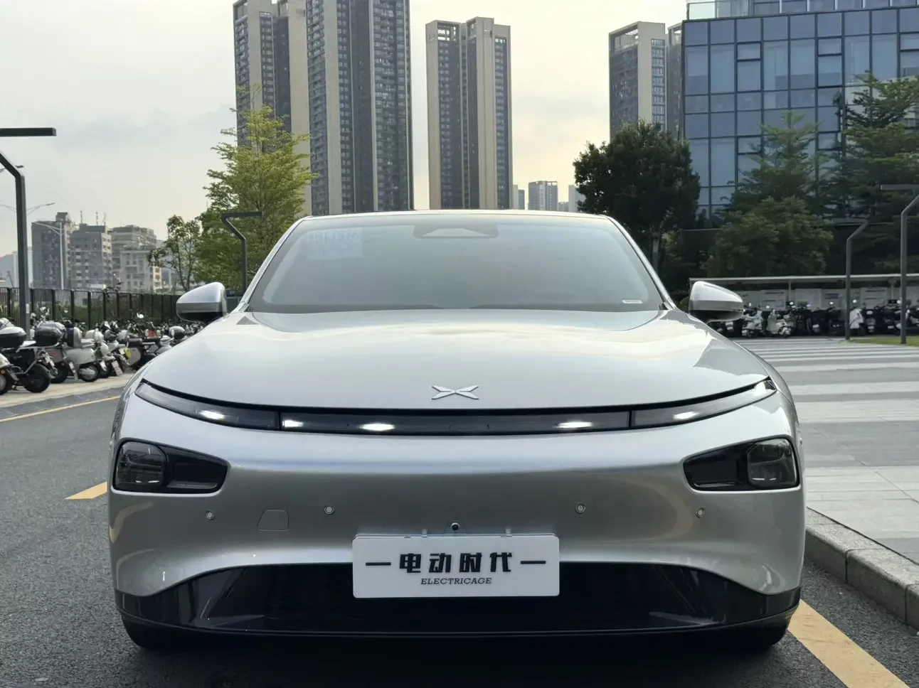 Xpeng P7