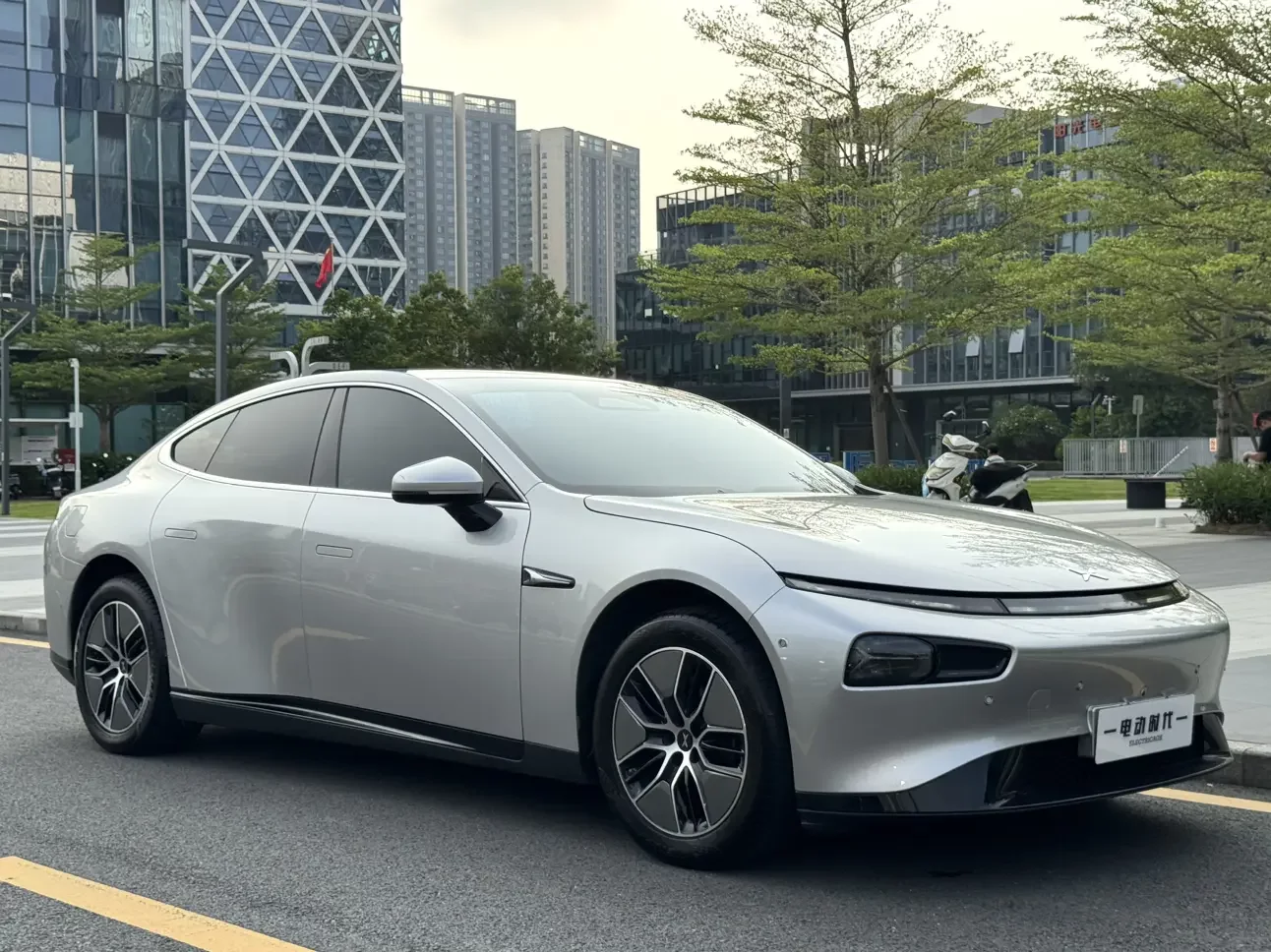 Xpeng P7