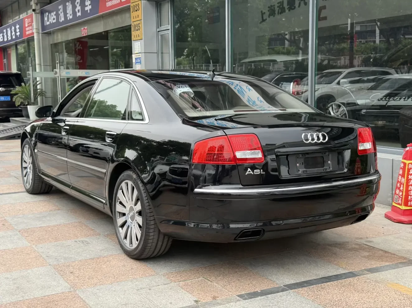 Audi A8