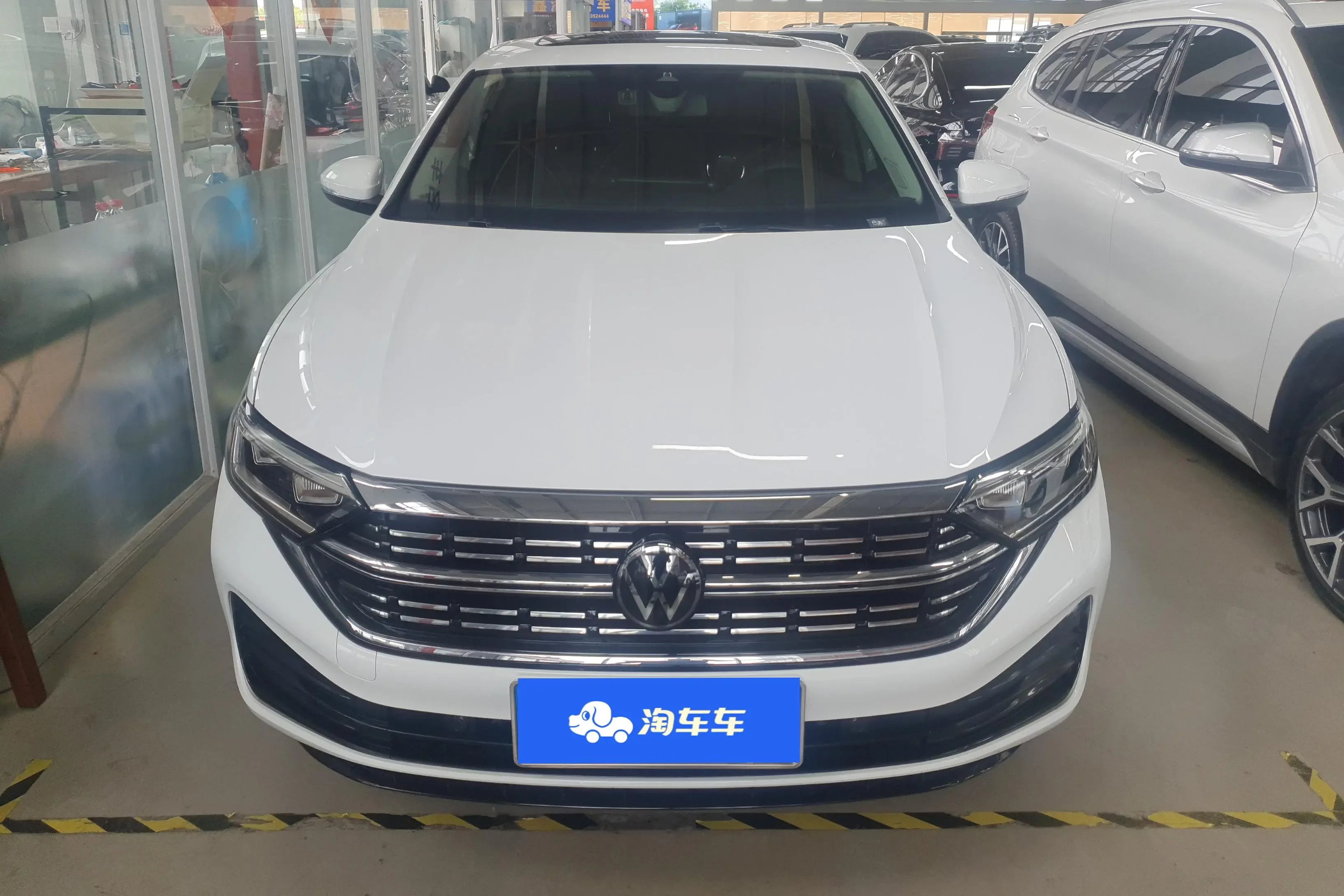Volkswagen Sagitar