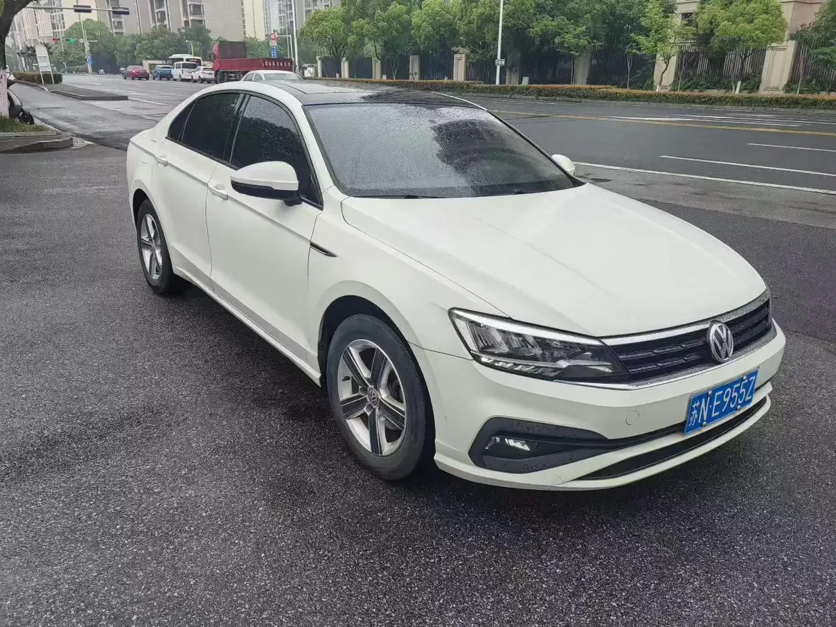 Volkswagen Lamando