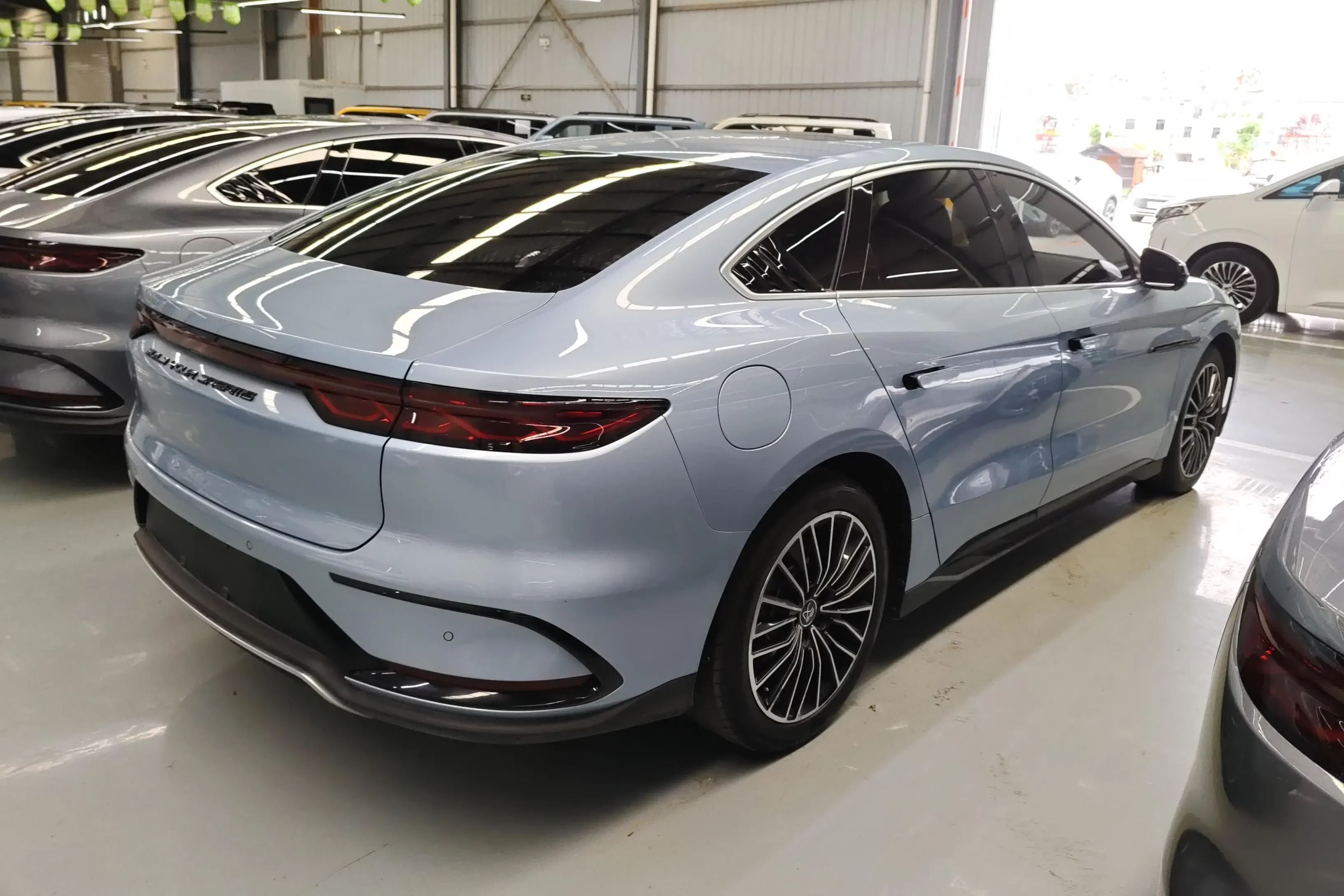 BYD Han EV