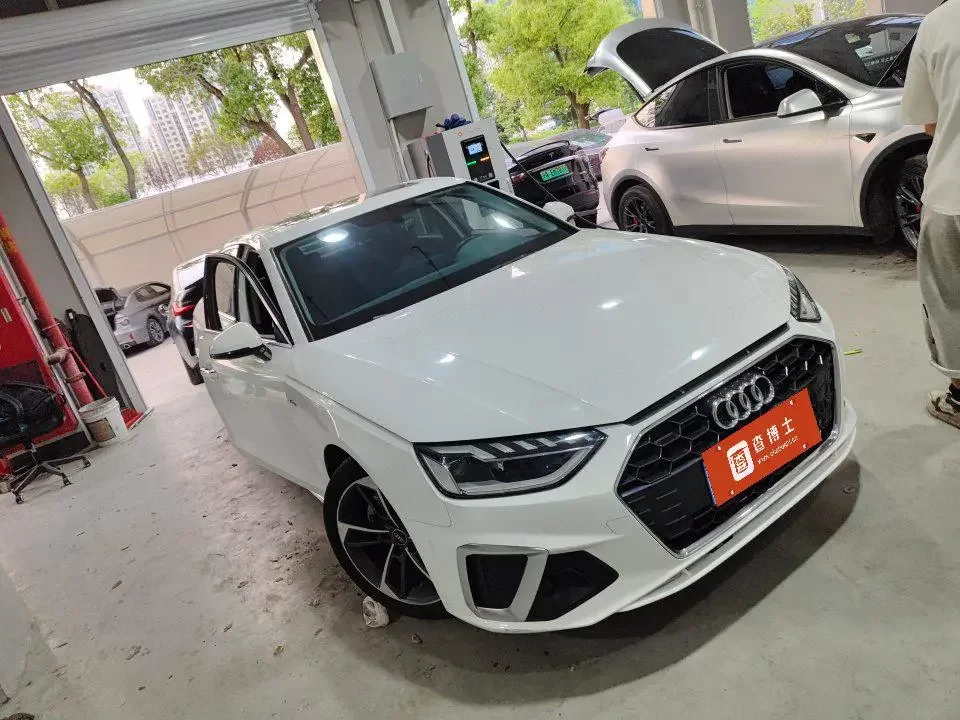 Audi A4L