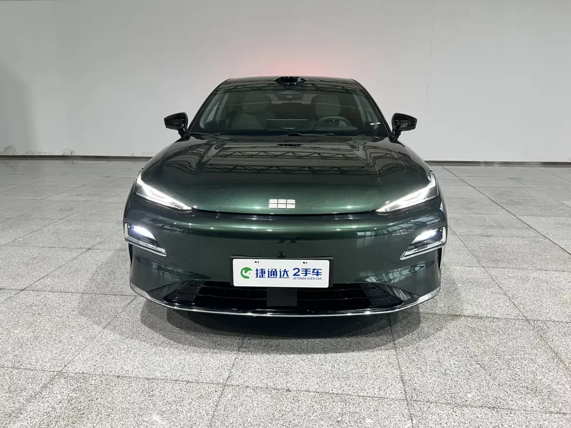 Geely Galaxy Star 8 PHEV