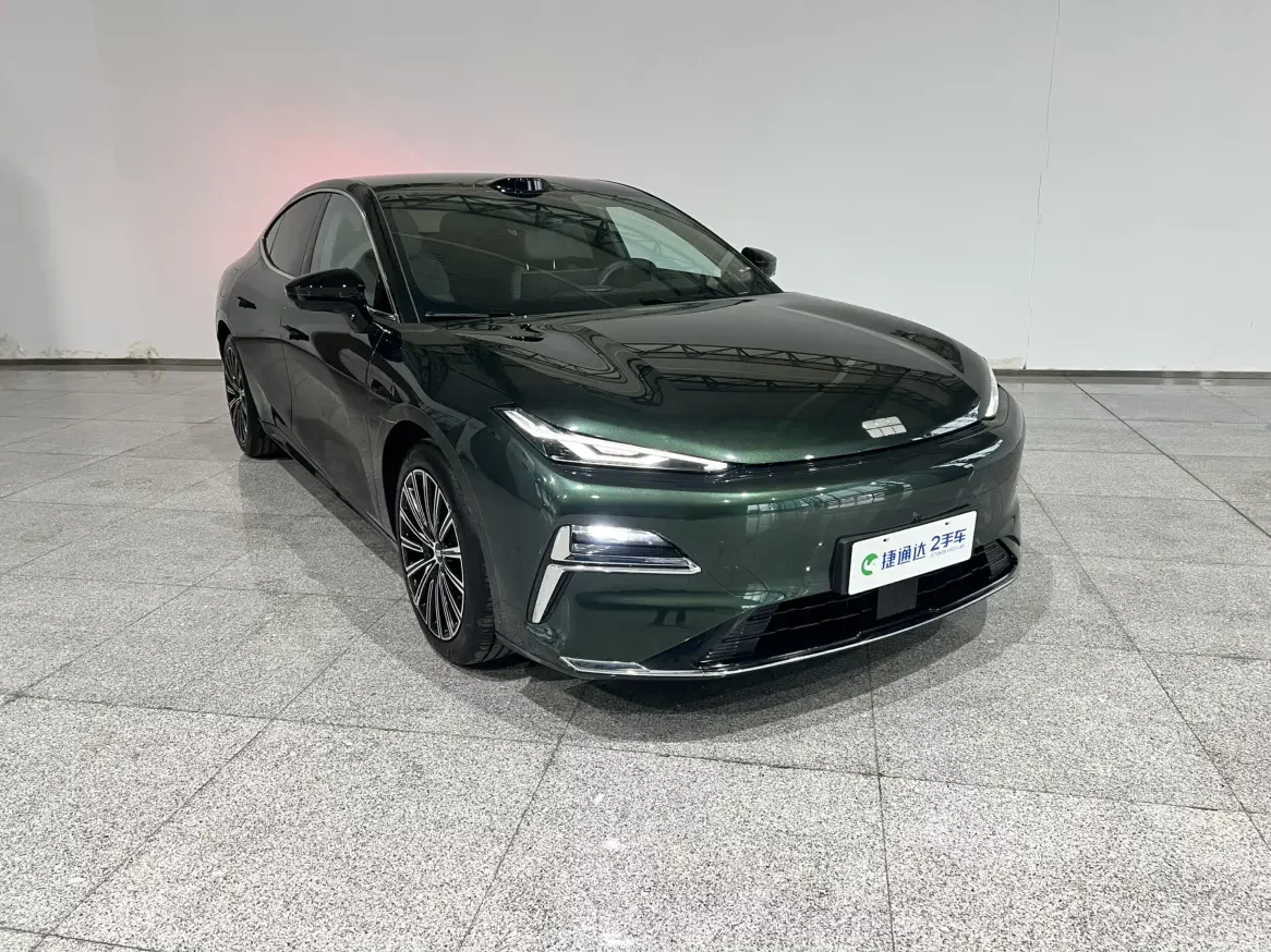 Geely Galaxy Star 8 PHEV