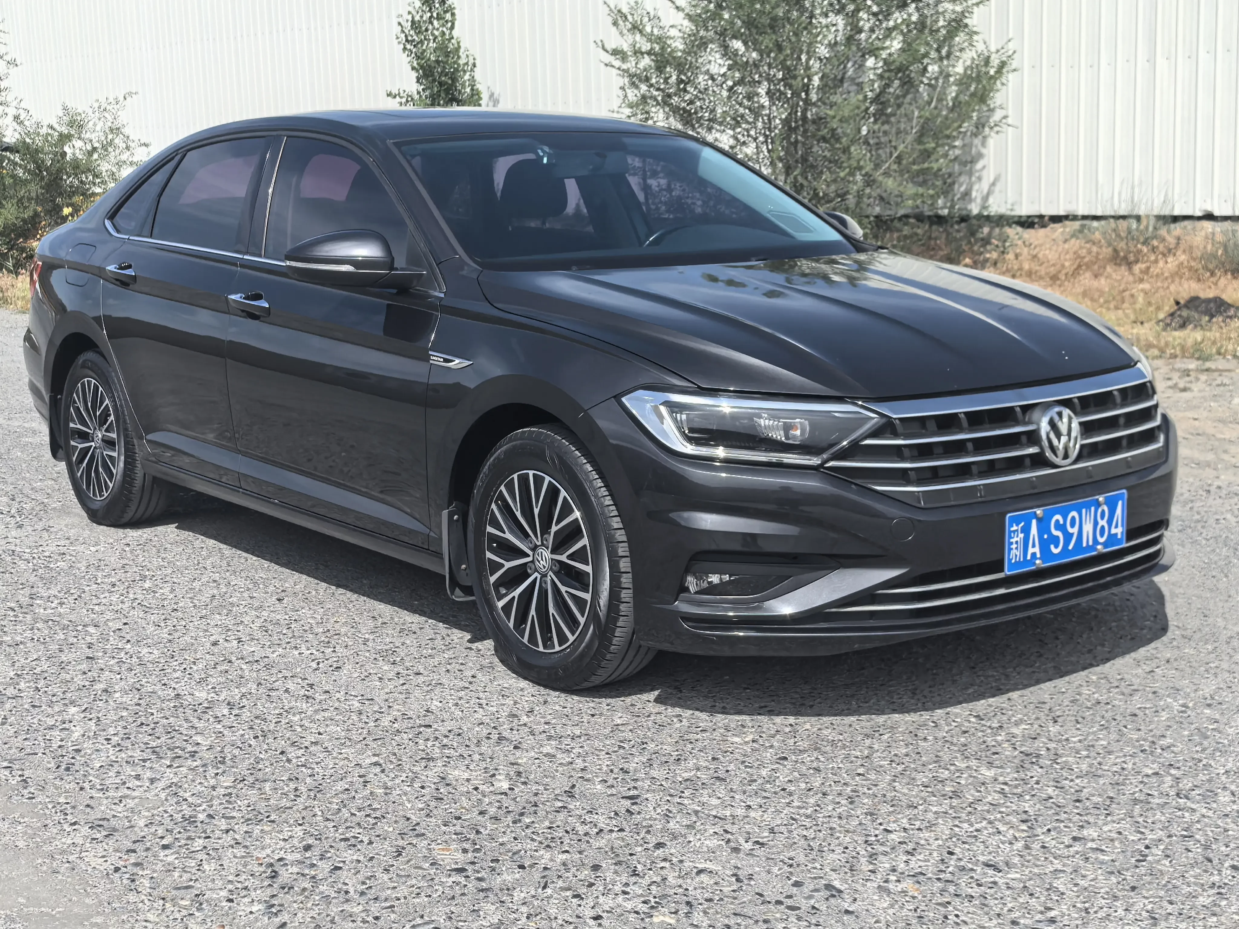 Volkswagen Sagitar