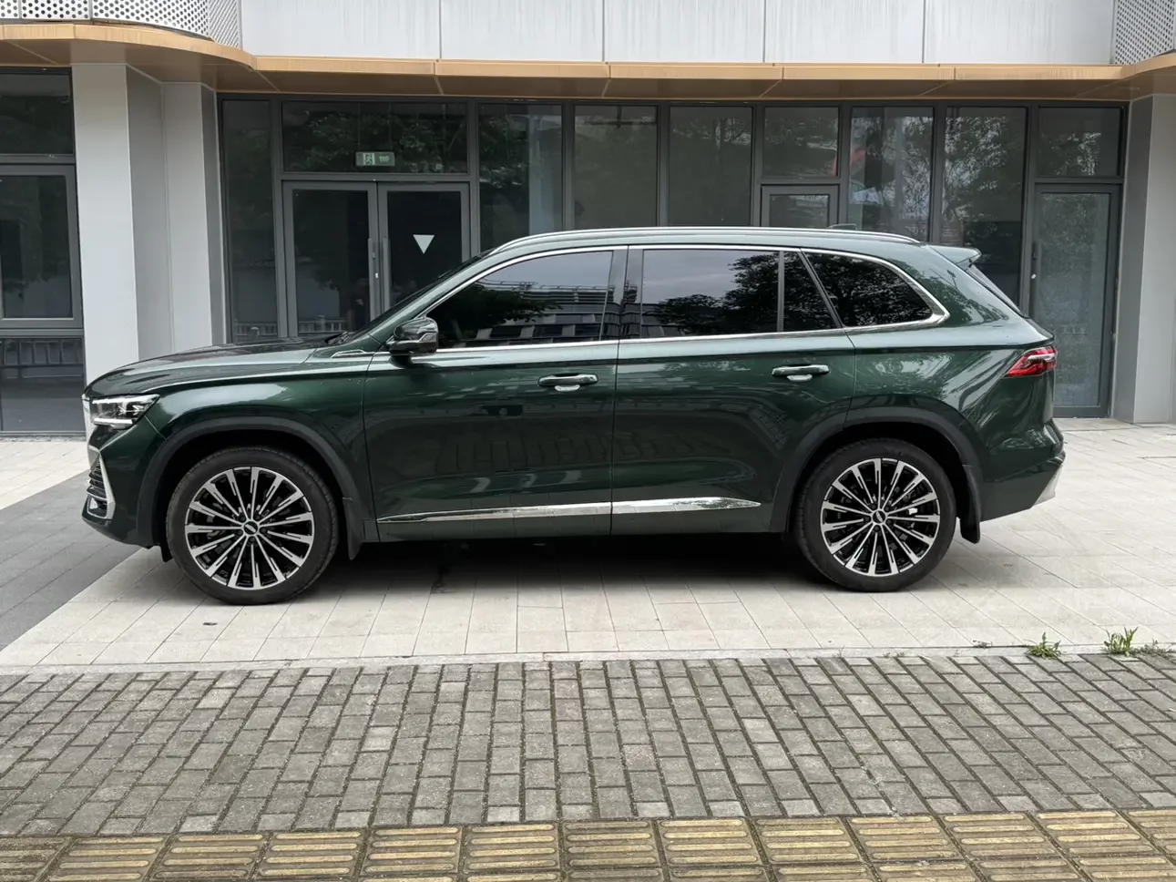 Geely Monjaro