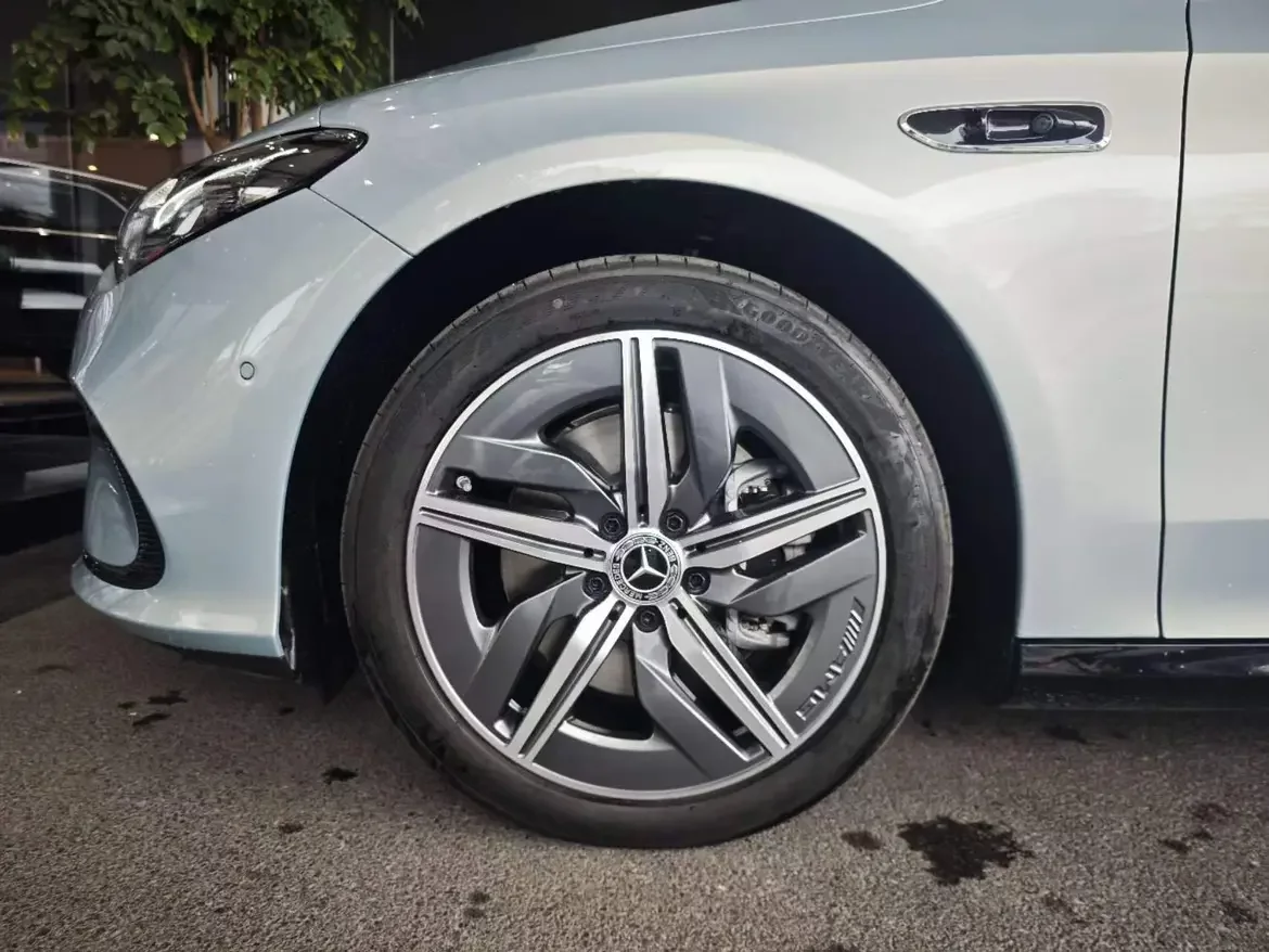Mercedes-Benz CLA EV