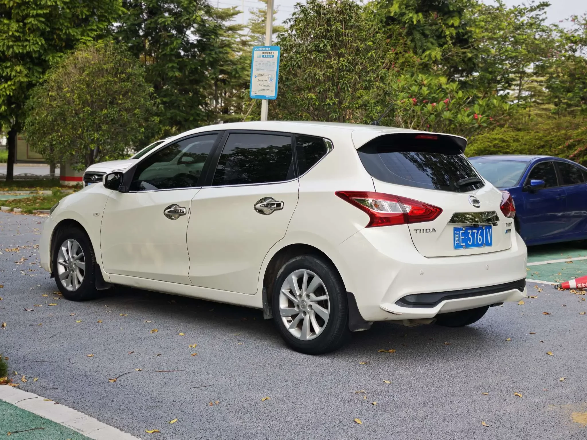 Nissan Tiida