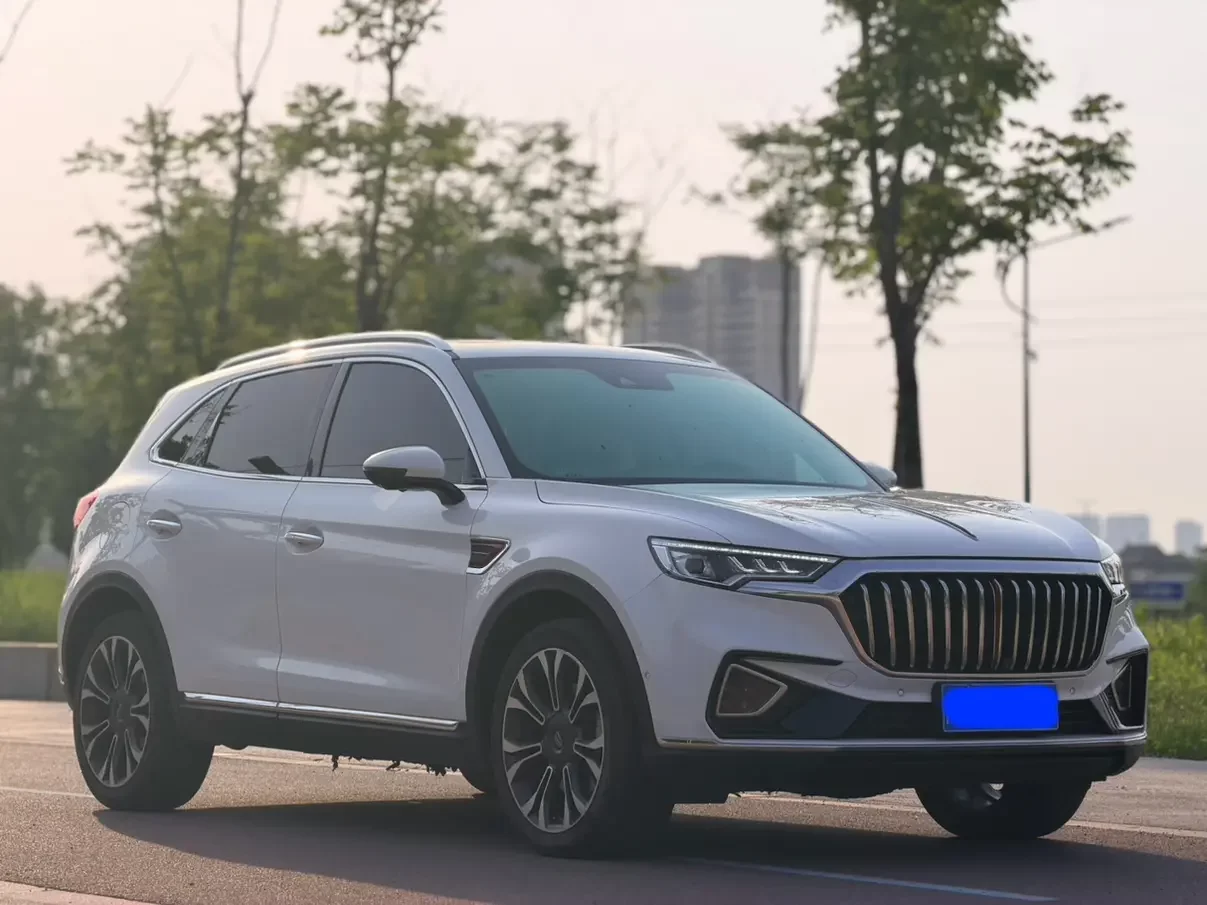 Hongqi HS5