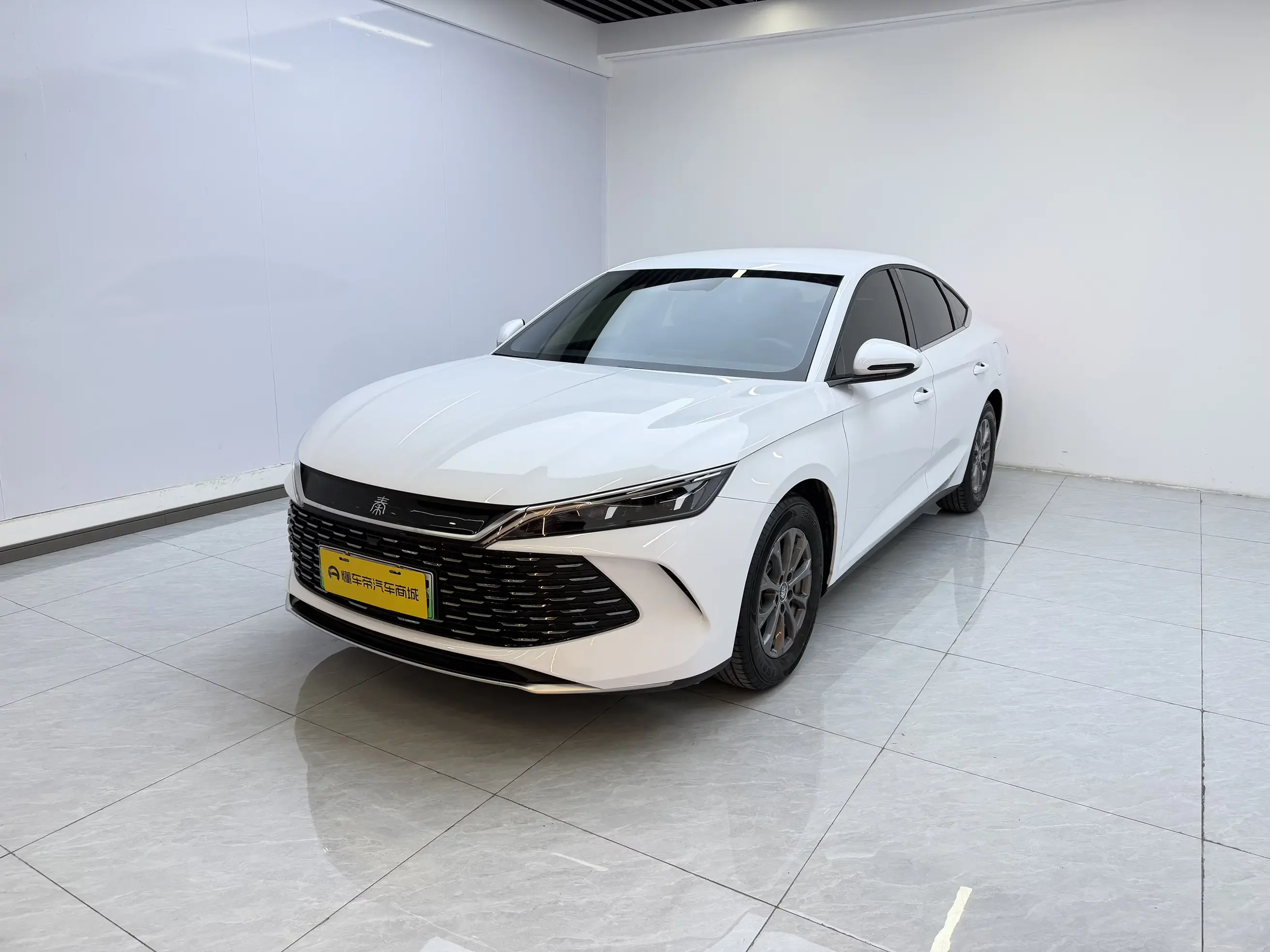 BYD Qin L DM